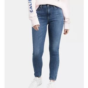 721 Levi's High Rise-TGIF